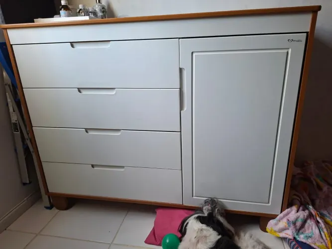 Vendo cômoda da marca Matic 