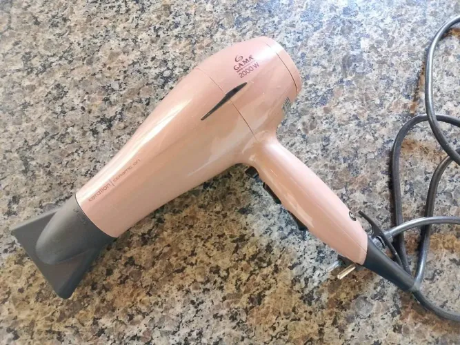 Secador de cabelo (Gama)