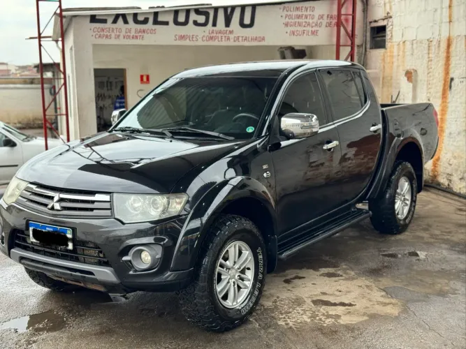 Mitsubishi L200 Triton HPE 3.2 CD TB Int.diesel AUT 2016