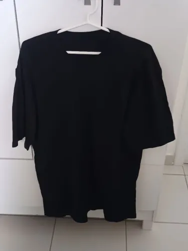 Camisa oversized preta sem uso 