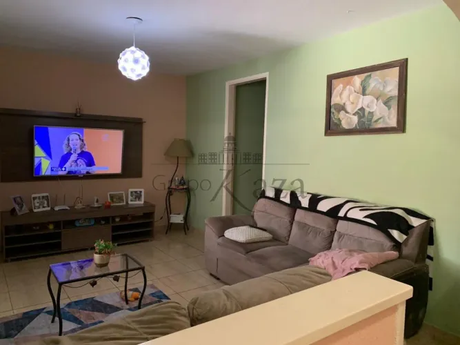 Oportunidade - Casa Térrea - Cidade Vista Verde - 3 Dormitórios - 155m².