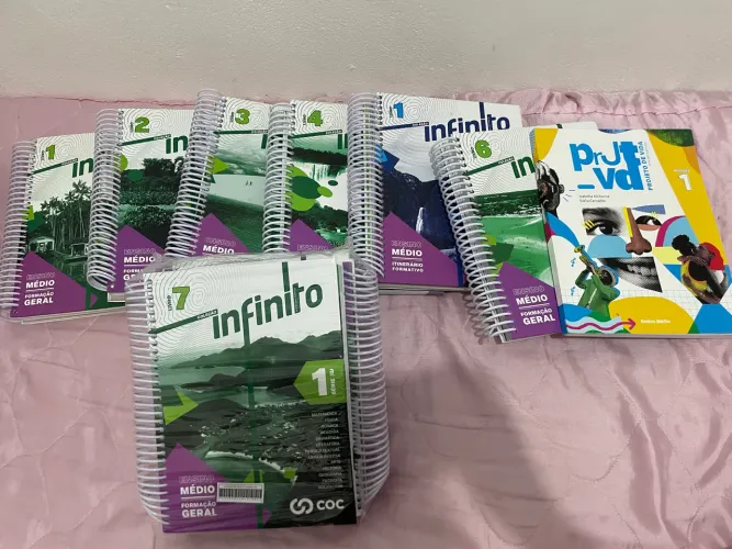 Vendo livros do BIOMÁXIMO 9º e 1º anos
