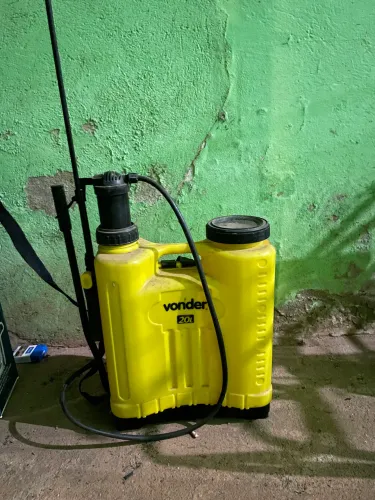 Vende-se bomba de veneno