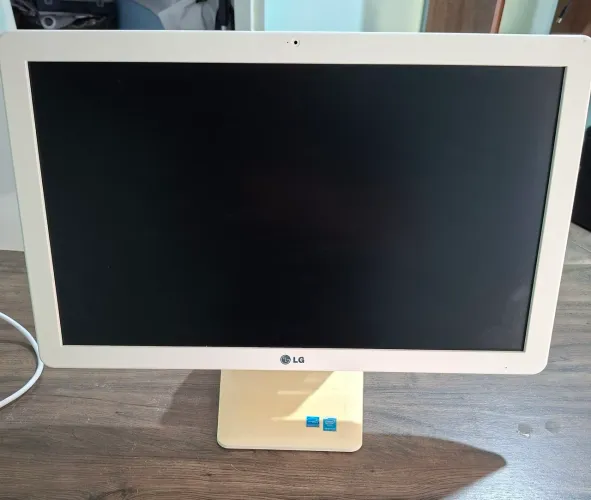 Computador Desktop All-in-one 