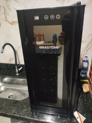 Adega de vinho Brastemp