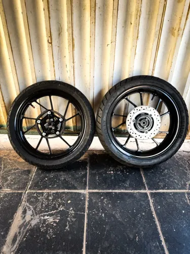 Par Rodas Fazer 250 2018 em diante, Fz15, R15