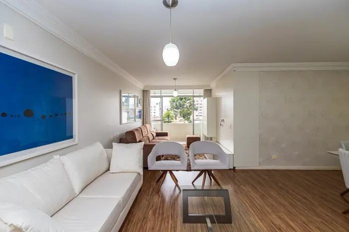 Apartamento para alugar com 2 quartos no Bigorrilho em Curitiba