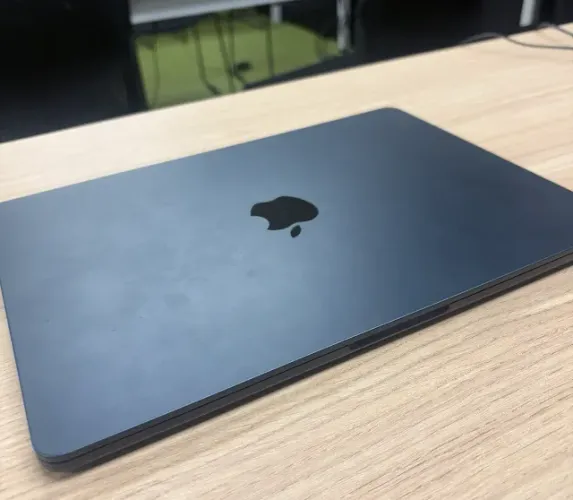 Macbook air m4 - 16gb Ram + 256gb 