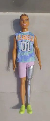 Boneco Ken original 