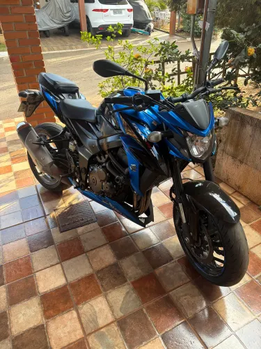 Susuki GSX-S 750