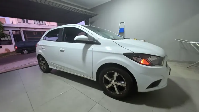 Chevrolet Onix Hatch LTZ 1.4 8V Flex Aut. 4P 2018