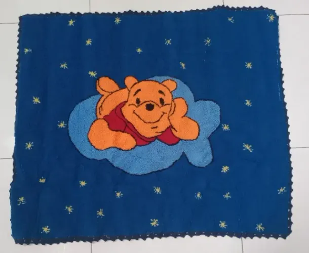 Desapego Usado Tapete para quarto infantil Ursinho Pooh 95 x115 cm