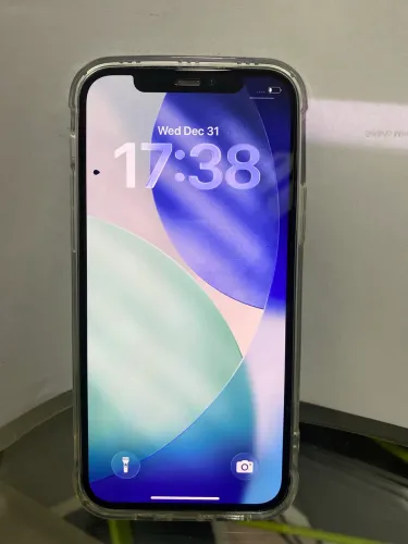 iPhone 12