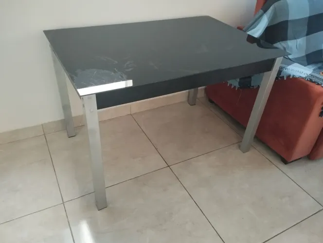 Mesa de Jantar 4 lugares 