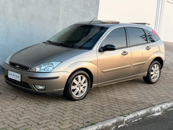 Ford Focus Ghia/ XR 2.0 /ghia 2.0 16V Flex 5P 2007