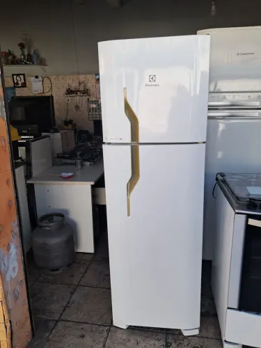 Geladeira Electrolux Frost Free 