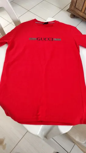 2 CAMISETAS GUCCI POR 30,00