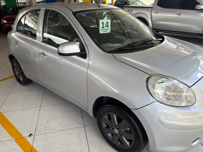 Nissan March S 1.0 16V Flex Fuel 5P 2014
