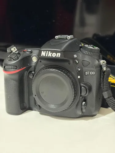 Câmera Nikon D7100