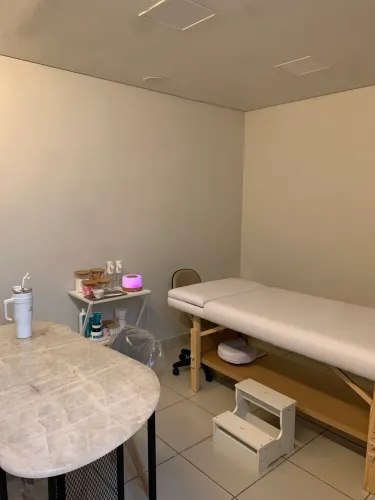Sala para estética/saúde em coworking - aluguel por turno ou hora
