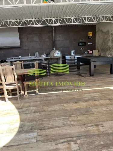 CASA À VENDA A BEIRA DA REPRESA EM PIEDADE