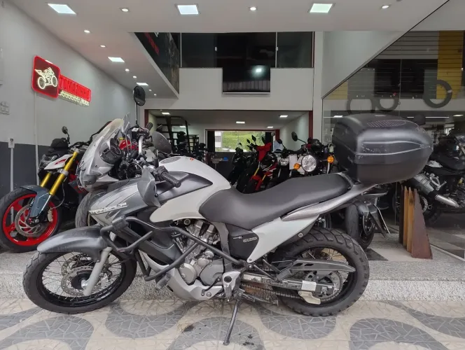 Honda/XL700V Transalp, 2012/2013, troco por moto.