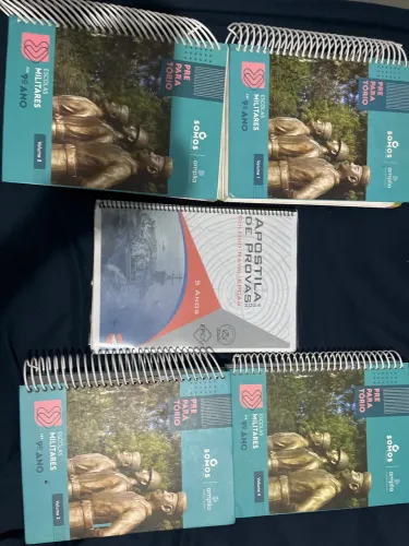 Livros do Elite 9° ano+Bônus de um caderno de questões EPCAR e CN