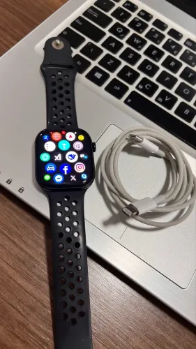 Smartwatch 44mm - Super Conservado + 8 pulseiras (Bateria dura 7 dias)