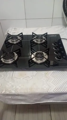 cooktop 4 bocas Chamalux preto com mesa de vidro