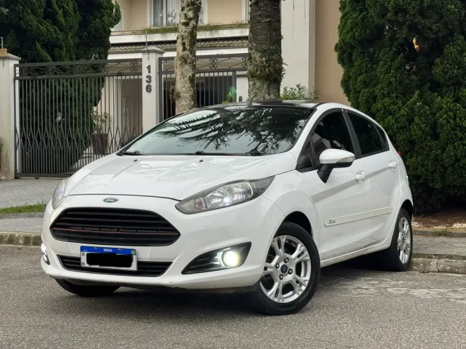 Ford Fiesta 1.6 16V Flex Mec. 5P 2016