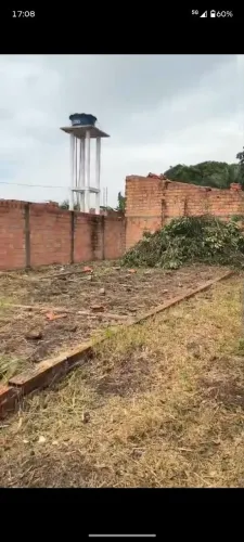 Terreno com 3 kitnets 