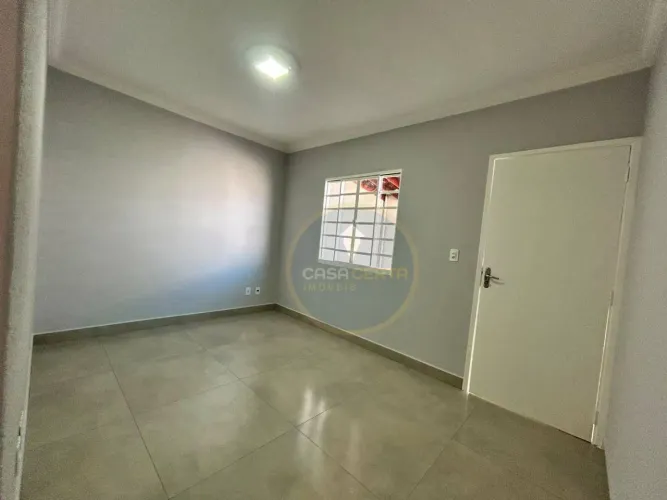 Casa com 3 dormitórios à venda por R$ 295.000,00 - Jardim Elza Amuí Iv - Uberaba/MG