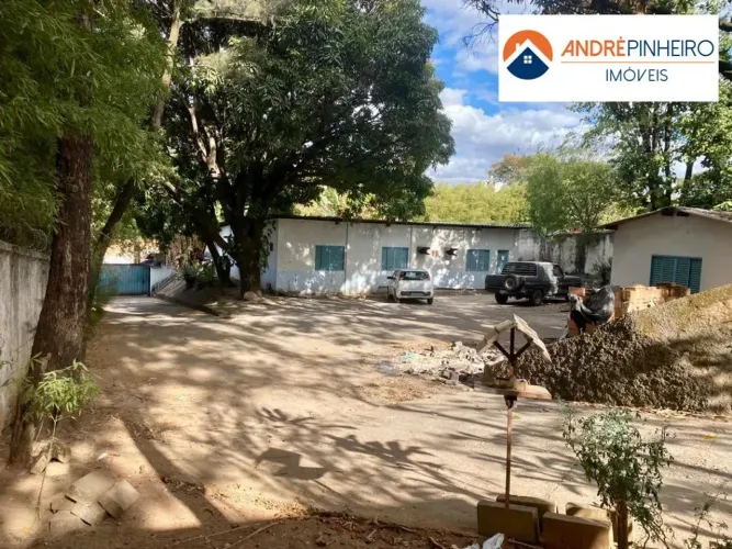 Terreno de 2.400 m² em Avenida Principal 24m de Frente Próximo à Souza Cruz Documentaçã
