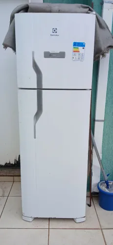 Geladeira dúplex com defeito