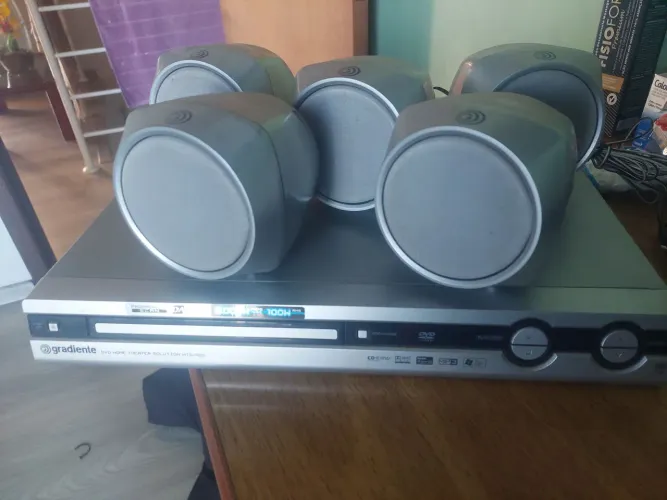 DVD HOME THEATER HTS 420