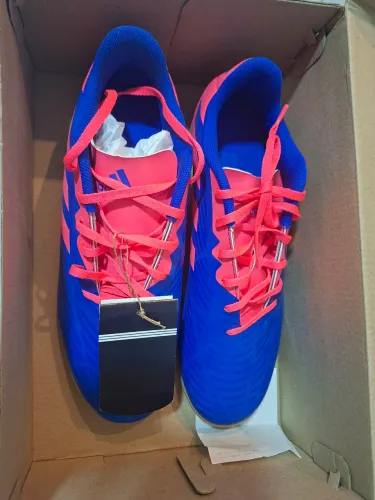 Chuteira Adidas futsal nova tam. 43