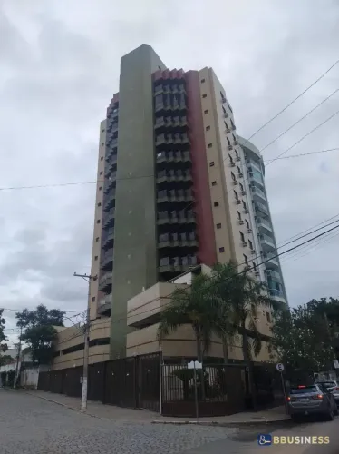 Apartamento para locação com 3 quartos, sendo 1 suíte - Centro, Campos dos Goytacazes, RJ