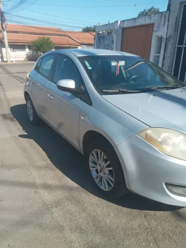 Fiat Bravo Essence 1.8 Flex 16V 5P 2012