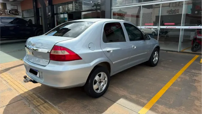 Chevrolet Prisma Sed. Maxx/ LT 1.4 8V Econof. 4P 2012