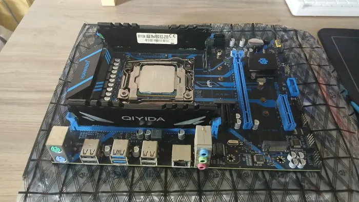 Kit Xeon E5-2620 v3 + Huananzhi X99 + 16GB DDR4