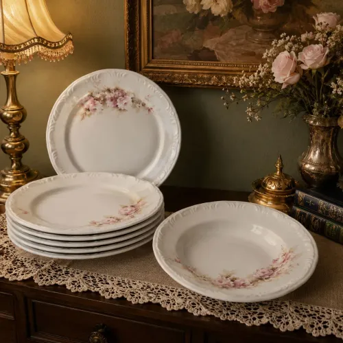 Conjunto de pratos em porcelana Schmidt