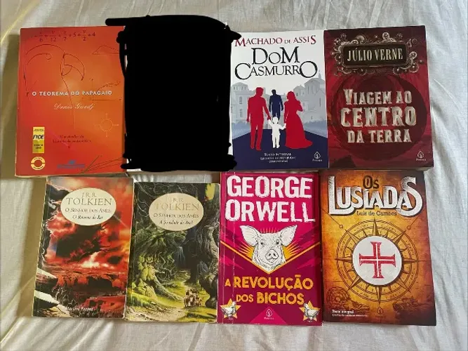 9 Livros a venda - Desapego