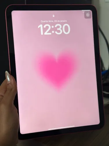 Vendo IPad 10, na cor rosa, 64gb, com carregador original