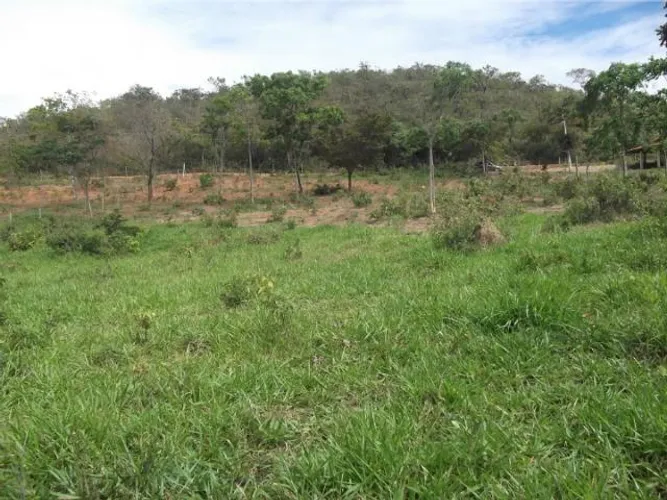 Serra do Cipó!! Excelente chácara de 5mil metros toda cercada WhatAPP- * Guilherme