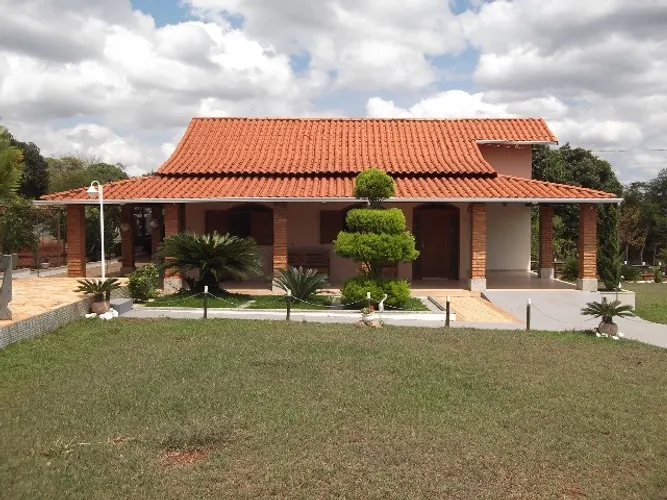 Sitio de 1.700m² em condominio fechado perto da divisa de Santa Luzia e Jaboticatubas.