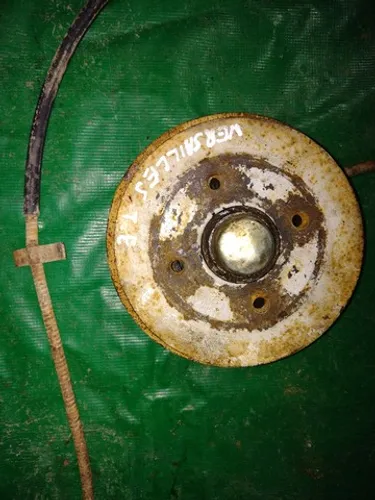 Cubo Traseiro Esquerdo Ford/Versailes 1993/97.