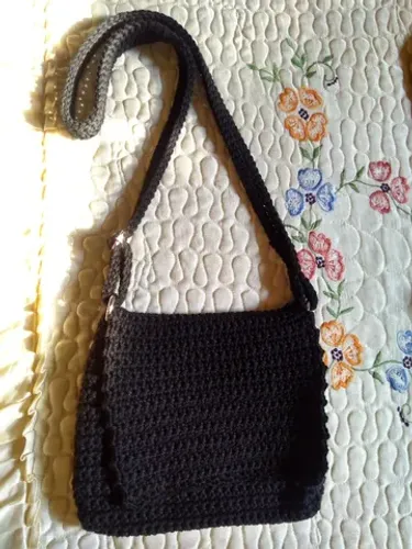 Bolsinha pretinha 