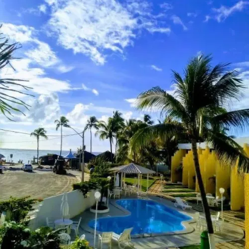 Locação temporada casa pé na areia na praia de Guarajuba/BA