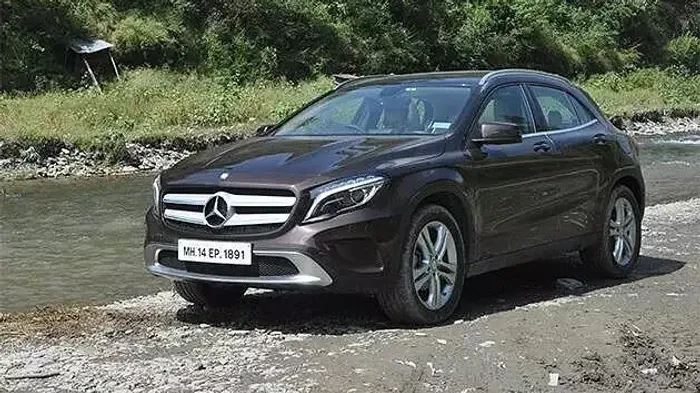 Sucata Mercedes GLA200 2015