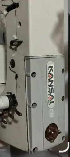 Máquina de Costurar Industrial Kansai cobre gola
